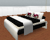[BT]white&black bed