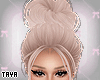 Clio Blonde