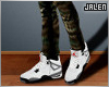 Air Jordan 4. CementGrey