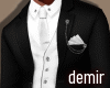 [D] Donna suit