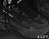 ✖ Black Sneakers. S