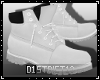 D♕  Boots W