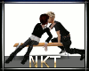Bench lovers kiss [NKT]