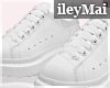 i| White Sneakers