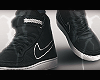 五 Vandal. High Black