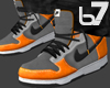 [b7] Orange sneakers