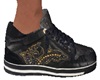 ! BRAND V LOW TOP SHOES