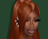 E ! Lauryn Ginger