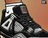 🔥. R4's shoes black