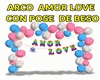 GM's Arco pose amor love