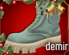 [D] Christmas boots
