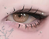 ✧ gold eyes