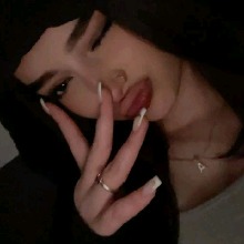 lryst