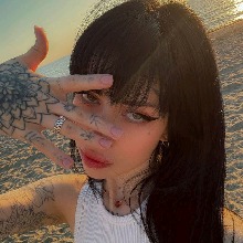 Guest_Amypoderosa
