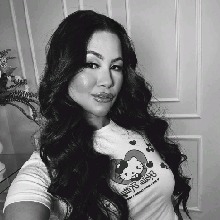 Guest_EvelyMikaelly