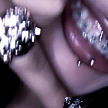 Guest_Mylyly