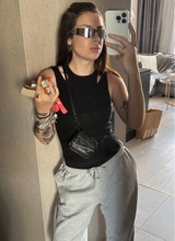 Guest_Valeria666887
