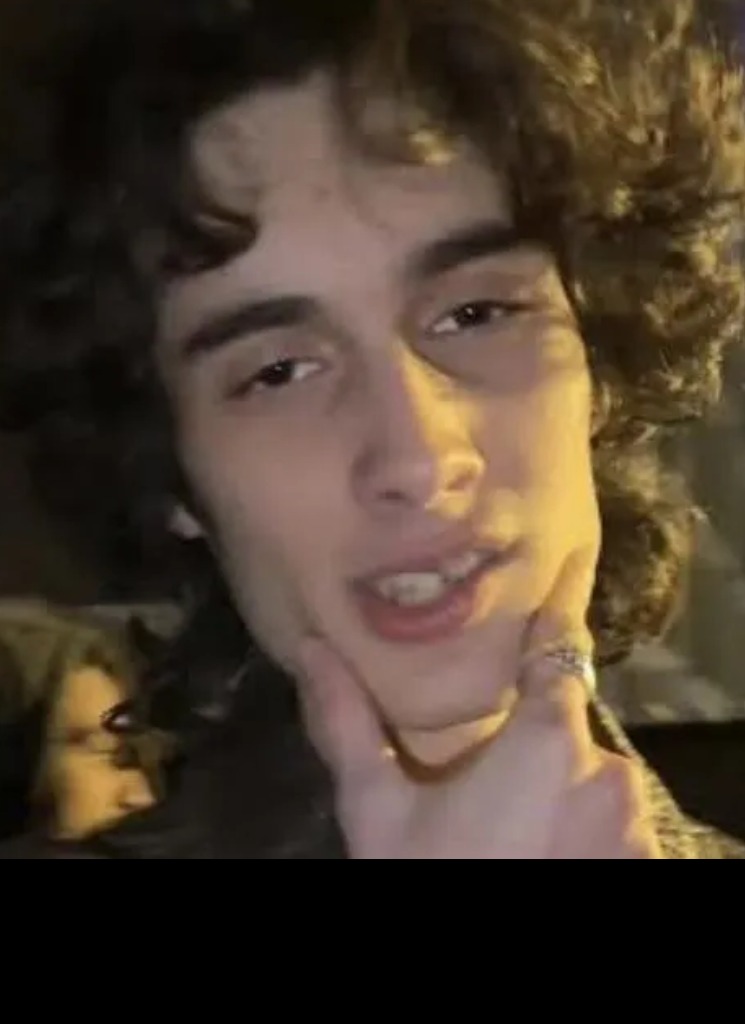 Guest_SleepyVinny