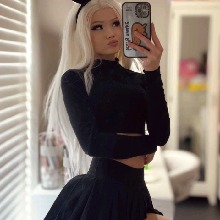 Guest_AnnaMina