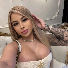 Guest_laraayumi1