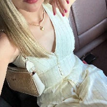 Guest_EsfefaniTorres