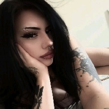 Guest_chloesluxsz