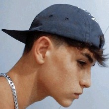 Guest_Gabrielll077