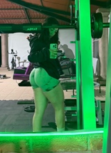 Guest_berrybomers1