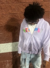 Guest_tee585670