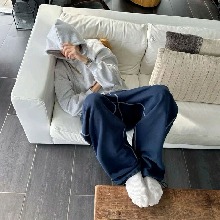 Guest_iurymnrbom
