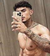 Zaur