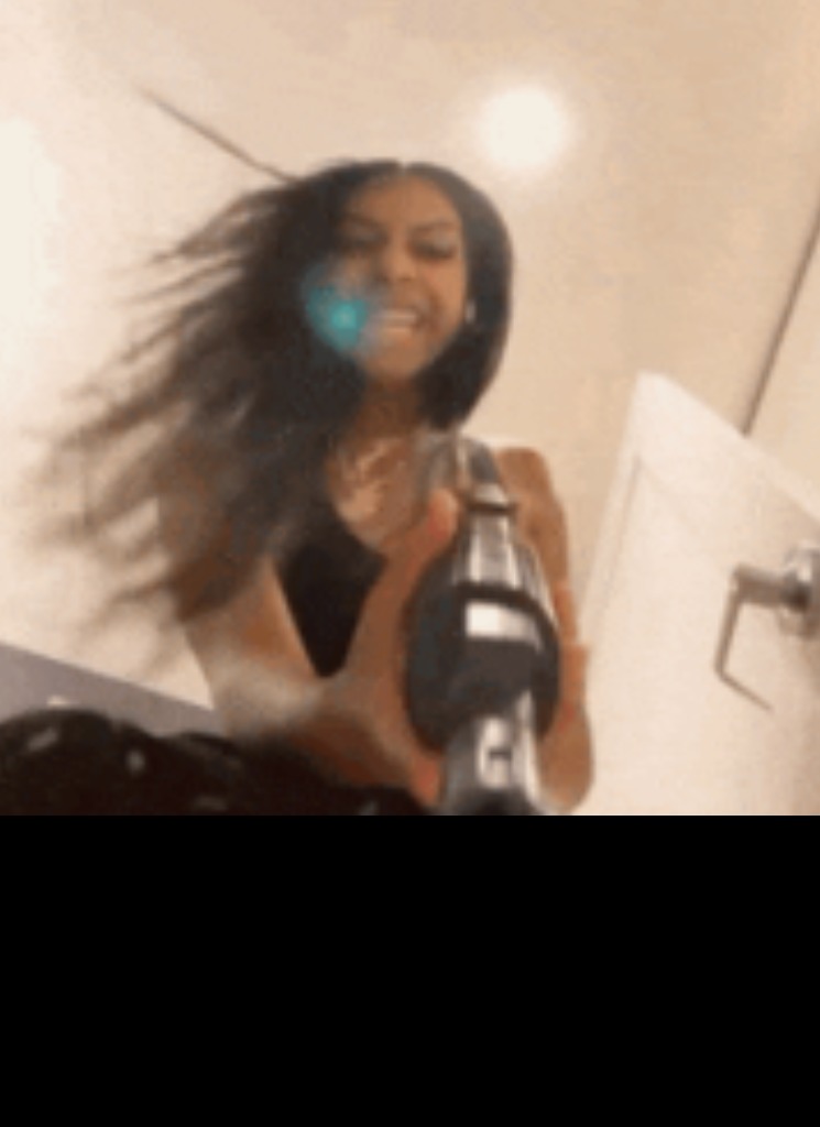 Guest_sumprettyylightskinn