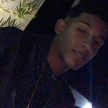 Guest_Luccateozx777