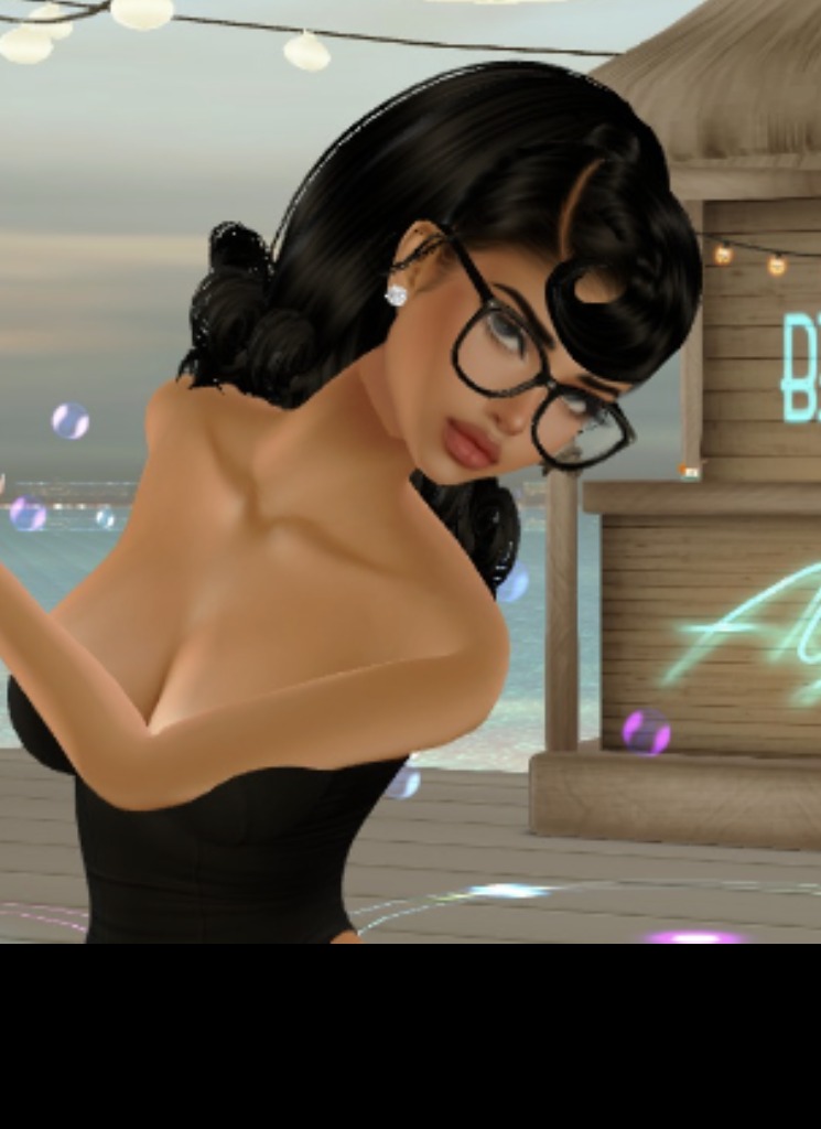 Guest_LonniLaurene
