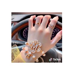 Guest_Maria822215