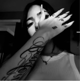 Guest_karolainevictoria